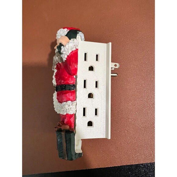 Christmas Santa Claus Stanley 6 Outlet Power Plug Adaptor Removable Face Plate - Picture 5 of 6